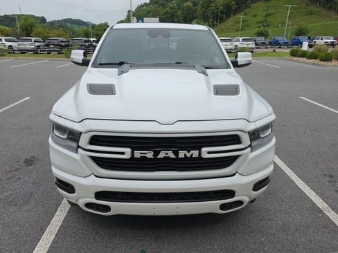 Used 2022 RAM 1500 Laramie AWD/4WD image 2