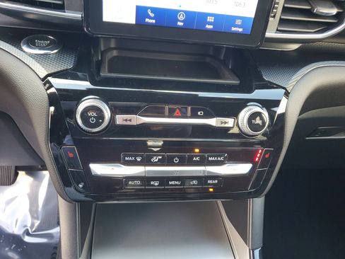 Used 2022 Ford Explorer ST-Line image 27