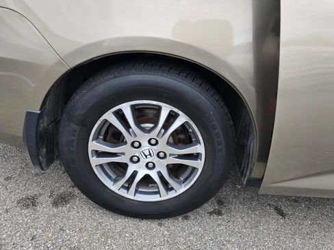 Used 2011 Honda Odyssey EX image 31