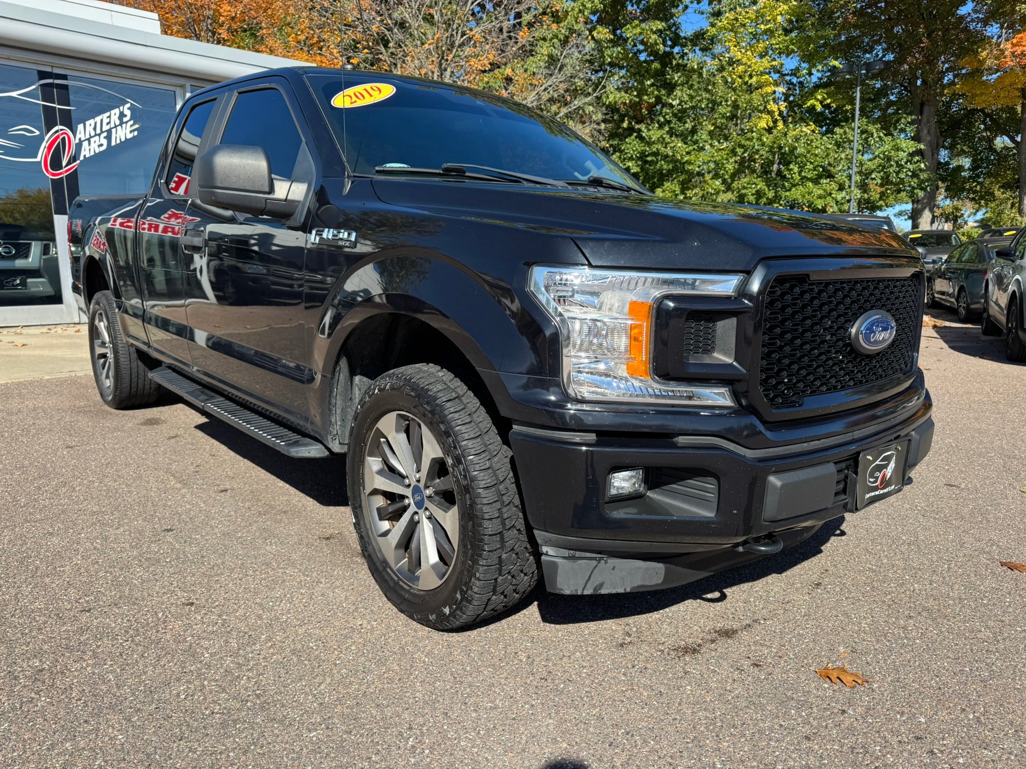 Used 2019 Ford F150 XL w/ Equipment Group 101A Mid AWD/4WD image 2