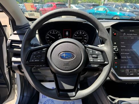 Used 2024 Subaru Crosstrek 2.0i Premium AWD/4WD image 12