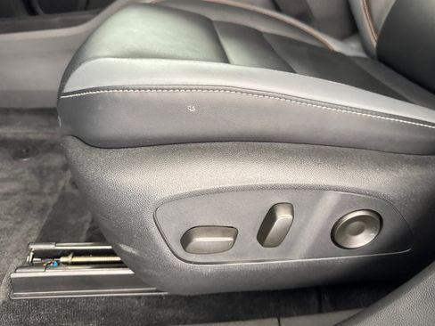 Used 2024 Honda Prologue Touring image 14