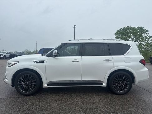 Used 2024 INFINITI QX80 Sensory w/ Cargo Package AWD/4WD image 7