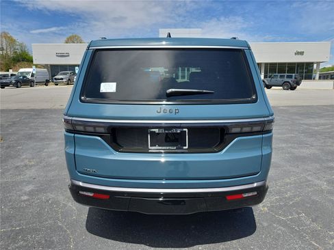 New 2026 Jeep Grand Wagoneer 4WD image 4