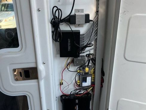 Used 2022 Mercedes-Benz Sprinter 4500 image 46