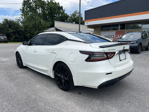 Used 2019 Nissan Maxima SR w/ Premium Package FWD image 9