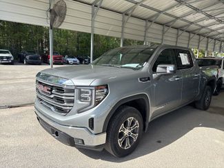 Used 2025 GMC Sierra 1500 SLT video 2
