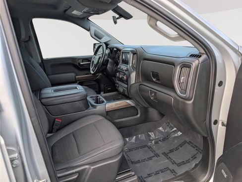 Used 2019 Chevrolet Silverado 1500 LT Trail Boss AWD/4WD image 10