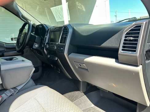 Used 2015 Ford F150 XLT w/ Equipment Group 302A Luxury image 13