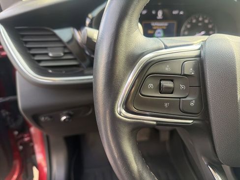 Used 2023 Buick Envision Essence FWD image 8