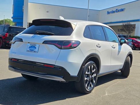 New 2026 Honda HR-V EX-L image 4