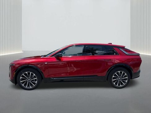 New 2026 Cadillac Lyriq Sport RWD image 8
