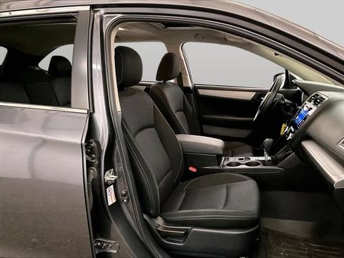 Used 2019 Subaru Outback 2.5i Premium AWD/4WD image 7