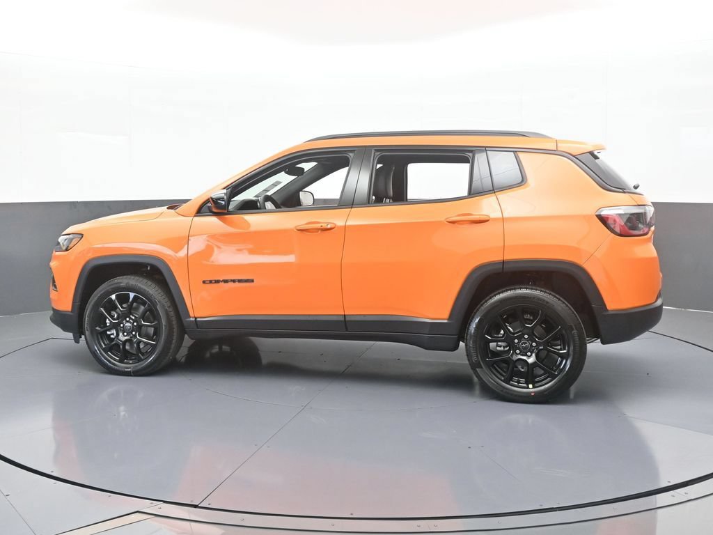 New 2026 Jeep Compass Latitude AWD/4WD image 3