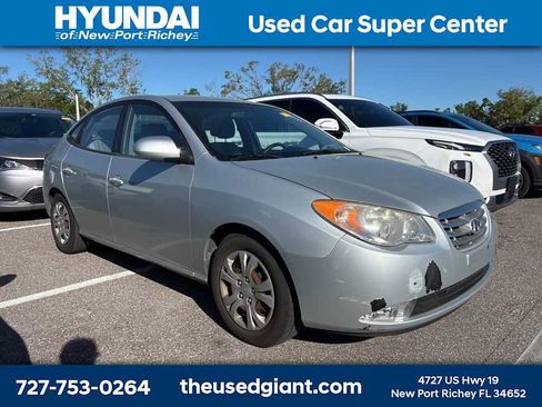 Used 2010 Hyundai Elantra GLS image 4