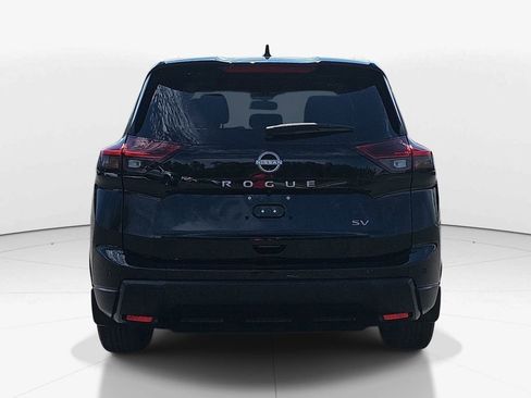 Used 2024 Nissan Rogue SV w/ SV Premium Package FWD image 7