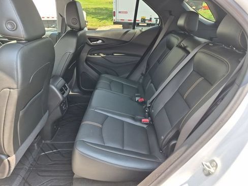 Used 2024 Chevrolet Equinox Premier AWD/4WD image 28