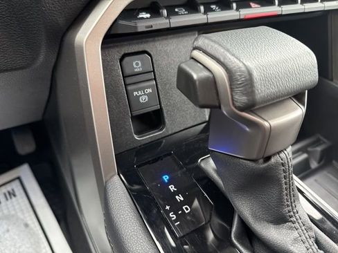 Used 2024 Toyota Tundra Limited image 27