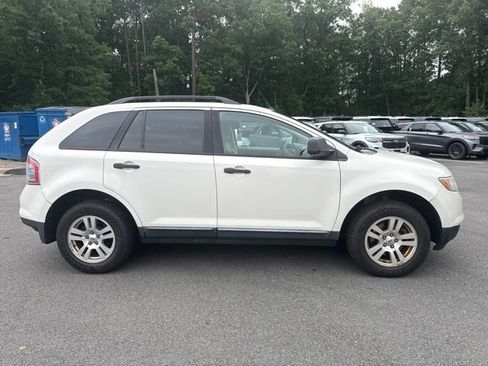 Used 2010 Ford Edge SE FWD image 6