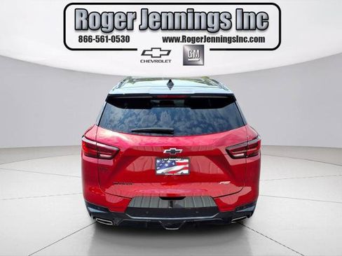 Used 2025 Chevrolet Blazer RS w/ Driver Confidence II Package FWD image 4
