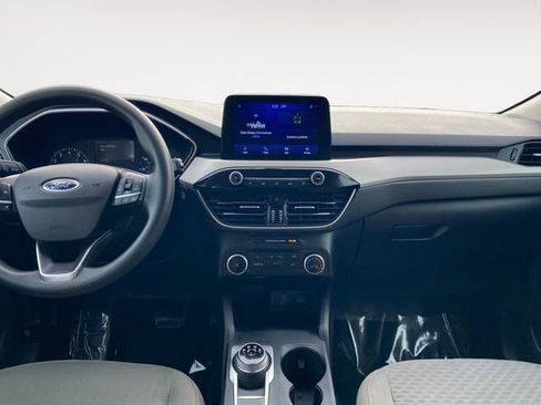 Used 2022 Ford Escape SE image 10