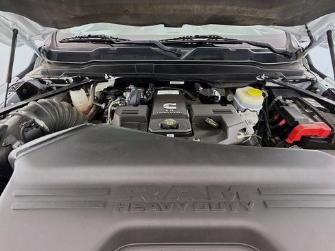 Used 2022 RAM 2500 Laramie AWD/4WD image 30
