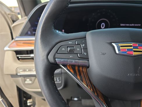 Used 2023 Cadillac Escalade ESV Luxury image 34