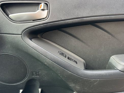 Used 2018 Kia Forte LX image 18