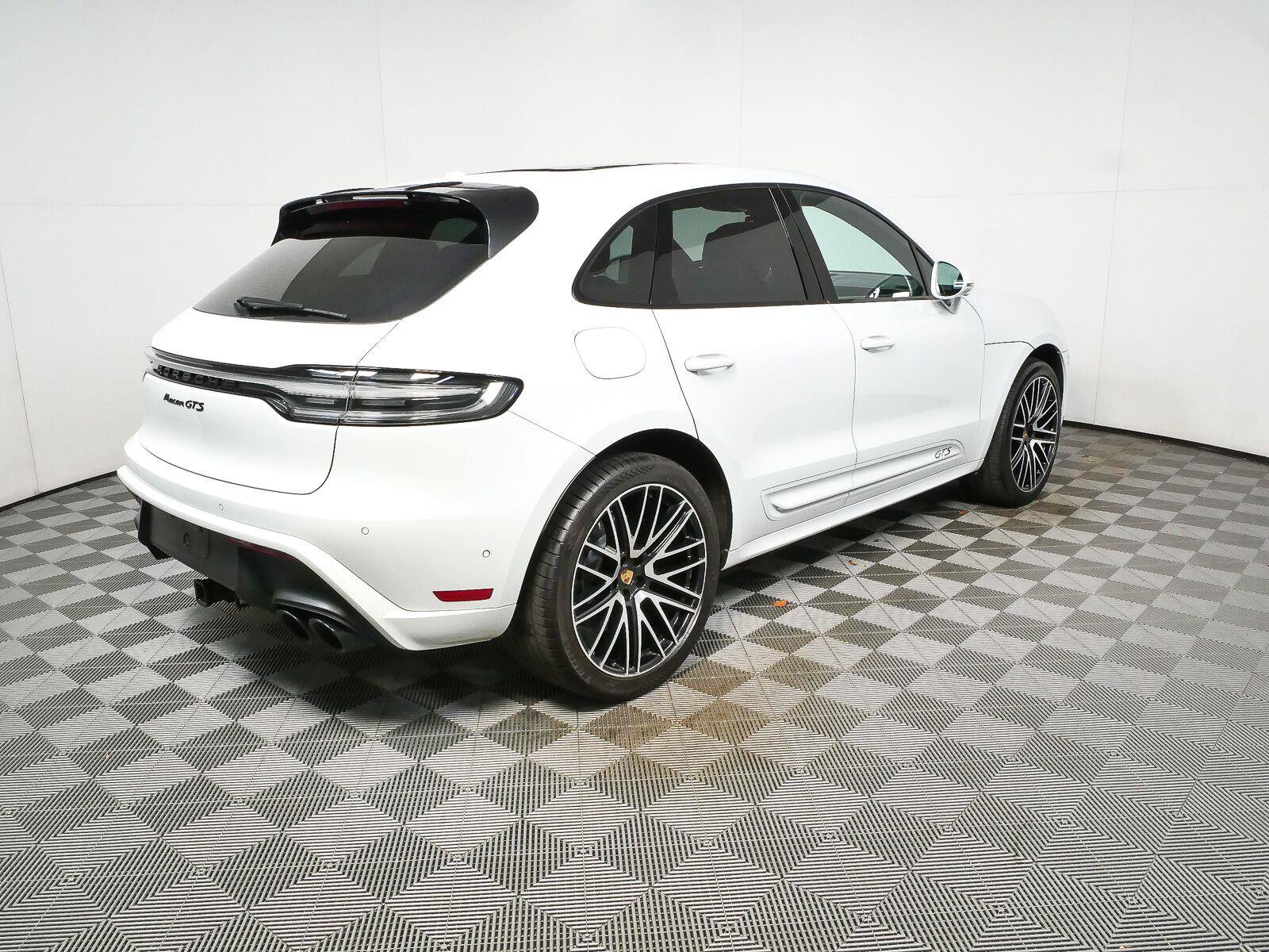 Certified 2023 Porsche Macan GTS AWD/4WD image 30