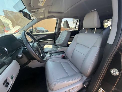 Used 2017 Honda Pilot EX-L image 16