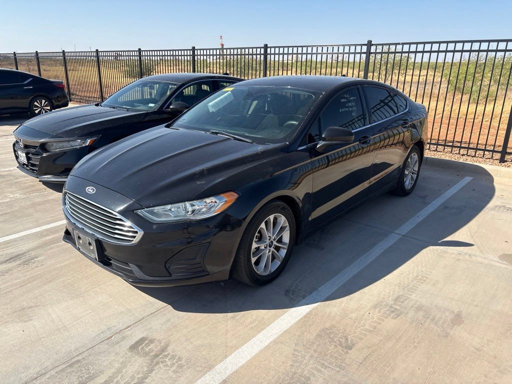 Used 2020 Ford Fusion SE FWD image 1