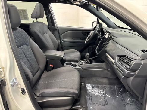 Used 2025 Subaru Forester Premium AWD/4WD image 11