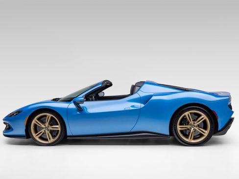 Used 2024 Ferrari 296 GTS RWD image 9