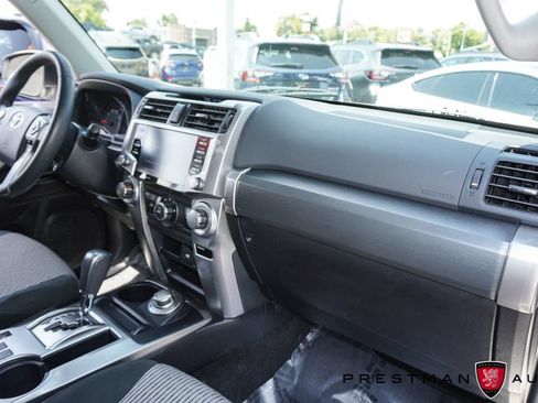 Used 2023 Toyota 4Runner SR5 AWD/4WD image 39