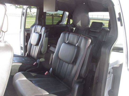 Used 2019 Dodge Grand Caravan GT FWD image 96