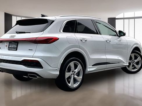 Used 2025 Audi Q5 Premium AWD/4WD image 5