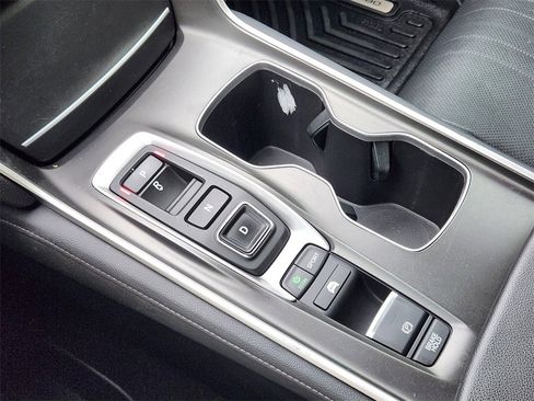 Used 2021 Honda Accord Touring image 18