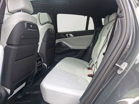 Used 2026 BMW X6 M60i image 8
