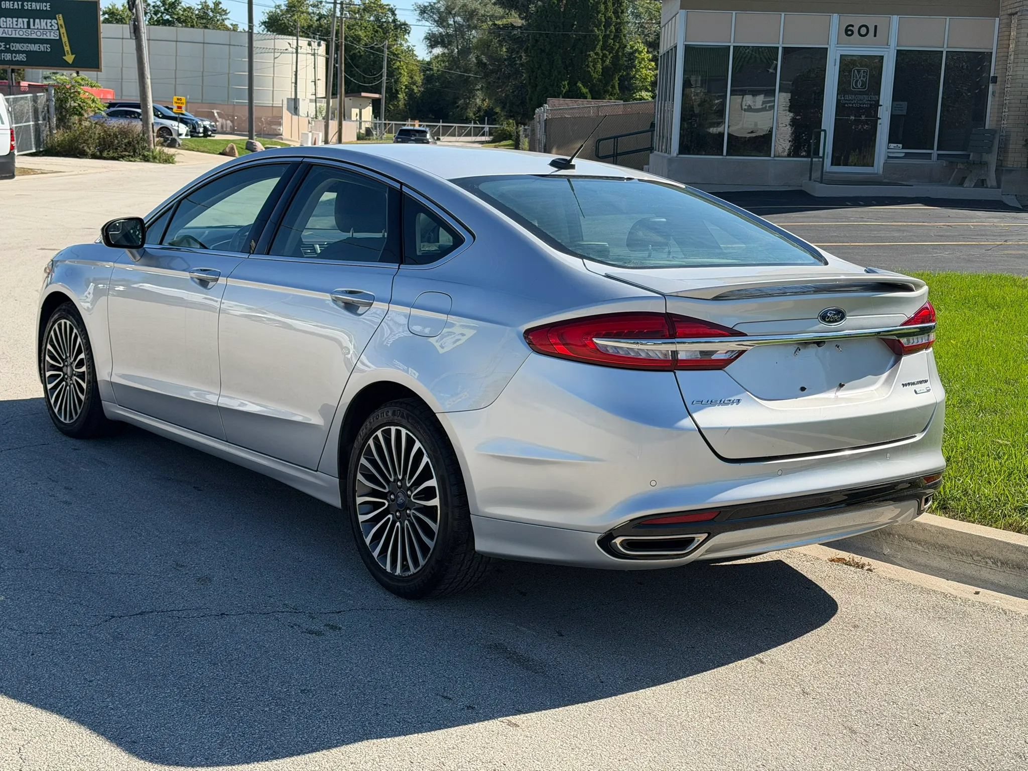 Used 2018 Ford Fusion Titanium AWD/4WD image 3