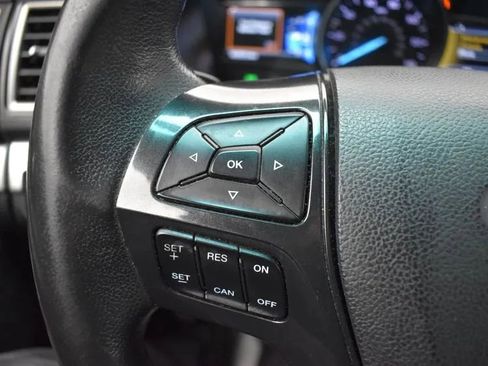 Used 2017 Ford Explorer XLT w/ Equipment Group 202A image 24