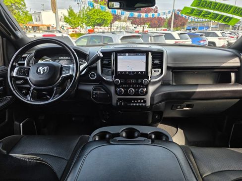 Used 2022 RAM 2500 Laramie AWD/4WD image 5