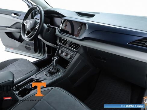 Used 2022 Volkswagen Taos SE image 69