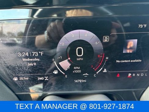 Used 2025 GMC Yukon AT4 Ultimate w/ LPO, AT4 Appearance Package AWD/4WD image 30