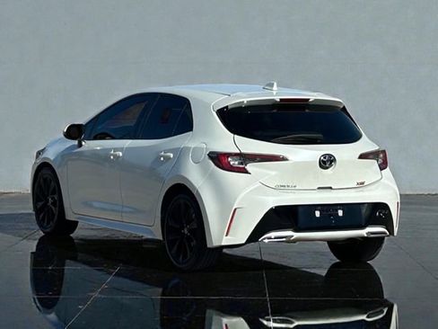 Used 2019 Toyota Corolla XSE image 6