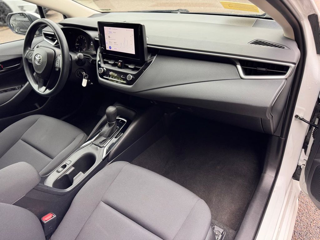 Used 2023 Toyota Corolla LE FWD image 28