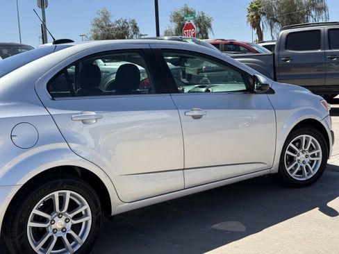 Used 2015 Chevrolet Sonic LT w/ Wheels and Fog Lamp Package FWD image 11
