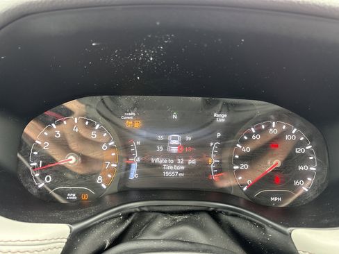 Used 2024 Jeep Compass Limited image 6