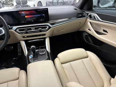 Certified 2022 BMW i4 eDrive40 w/ M Sport Package image 33