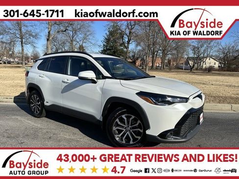 Used 2023 Toyota Corolla Cross S image 1