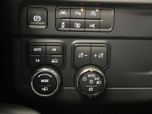 New 2026 Chevrolet Suburban RST w/ RST Capability Package image 25